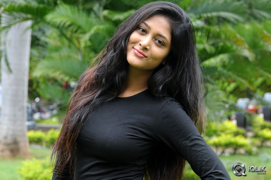 Sushma-Raj-at-Maaya-Movie-Preview-Meet